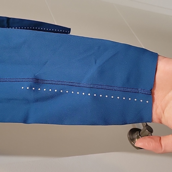 Fast and free running tight - Picture 2 of 6